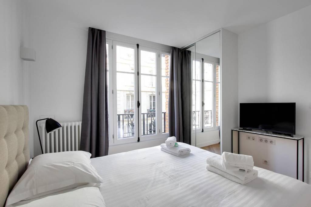 Pick A Flat'S Apartments In Saint Michel - Rue Du Sommerard Paris Eksteriør bilde