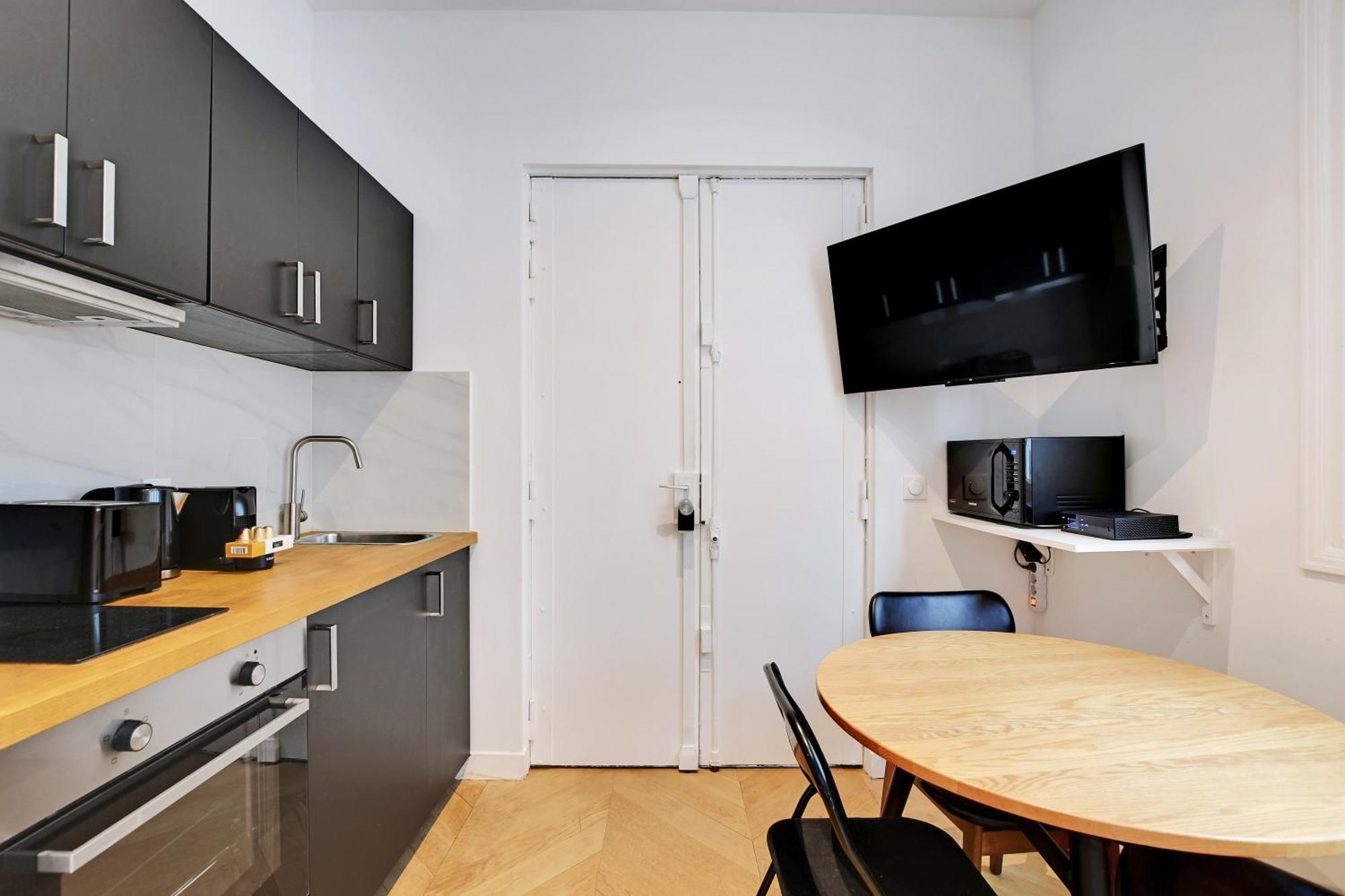 Pick A Flat'S Apartments In Saint Michel - Rue Du Sommerard Paris Eksteriør bilde