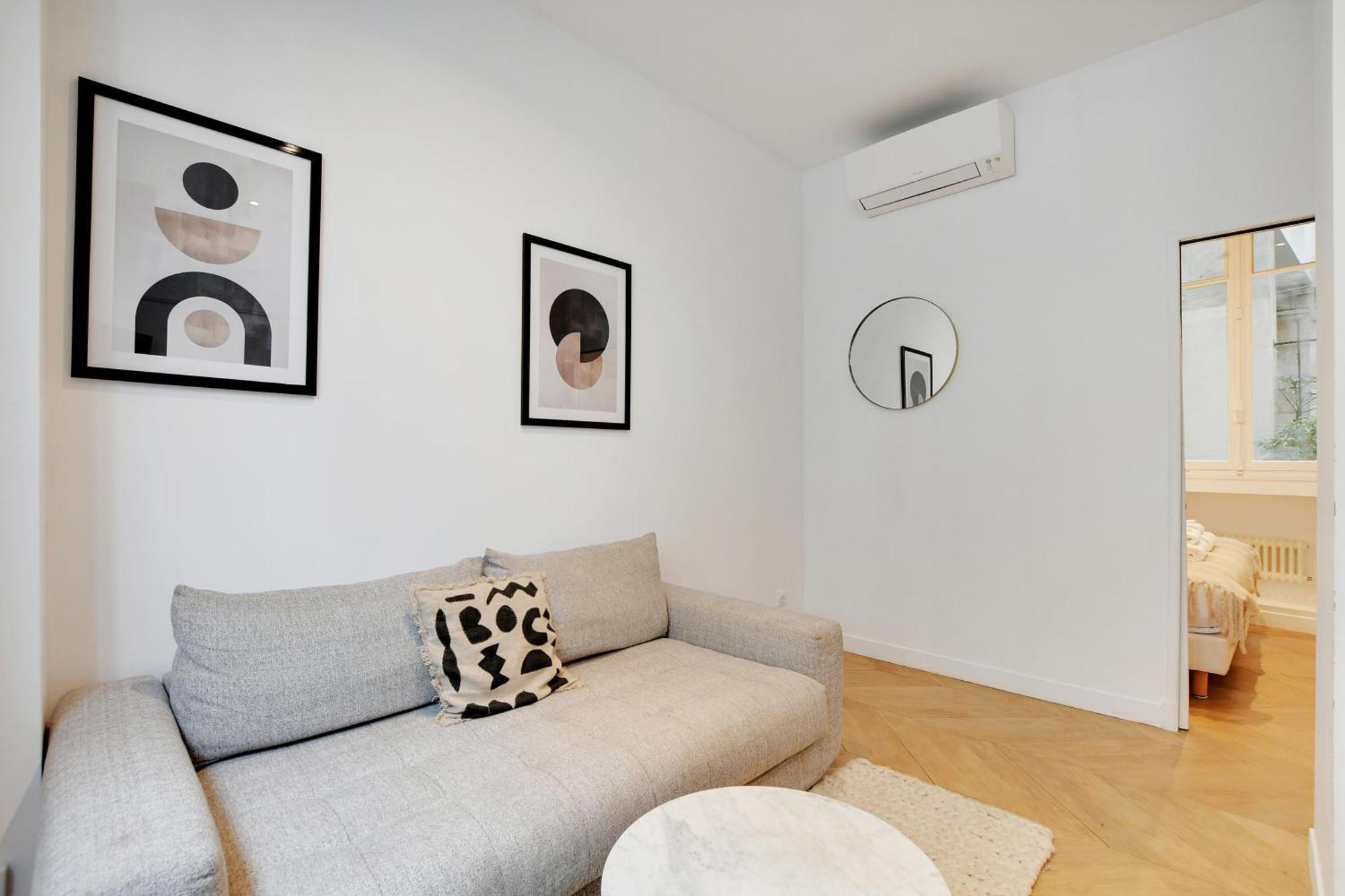 Pick A Flat'S Apartments In Saint Michel - Rue Du Sommerard Paris Eksteriør bilde