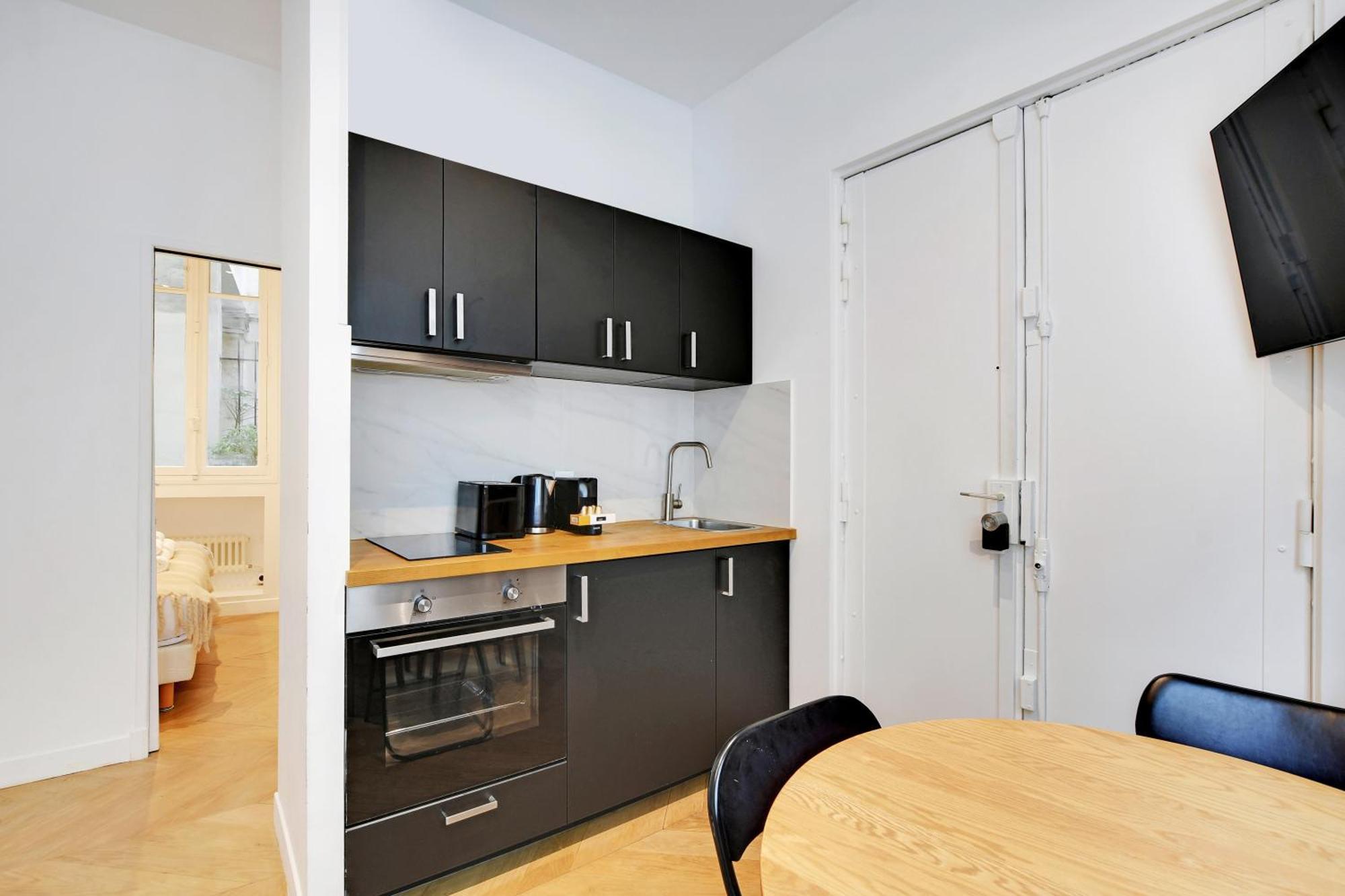 Pick A Flat'S Apartments In Saint Michel - Rue Du Sommerard Paris Eksteriør bilde